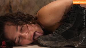 Liz Jordan photo #1121