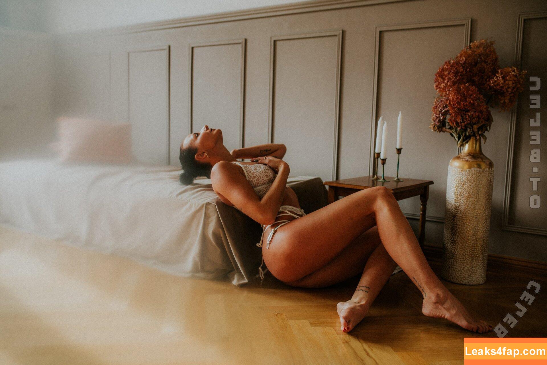 Liz Snowfoot / liz_snowfoot leaked photo photo #0159