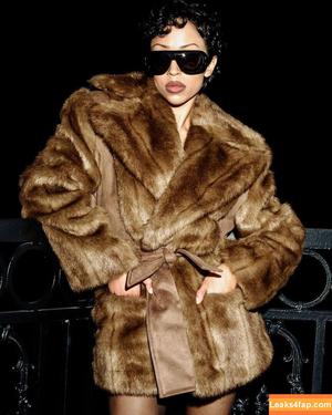 Liza Koshy photo #0172