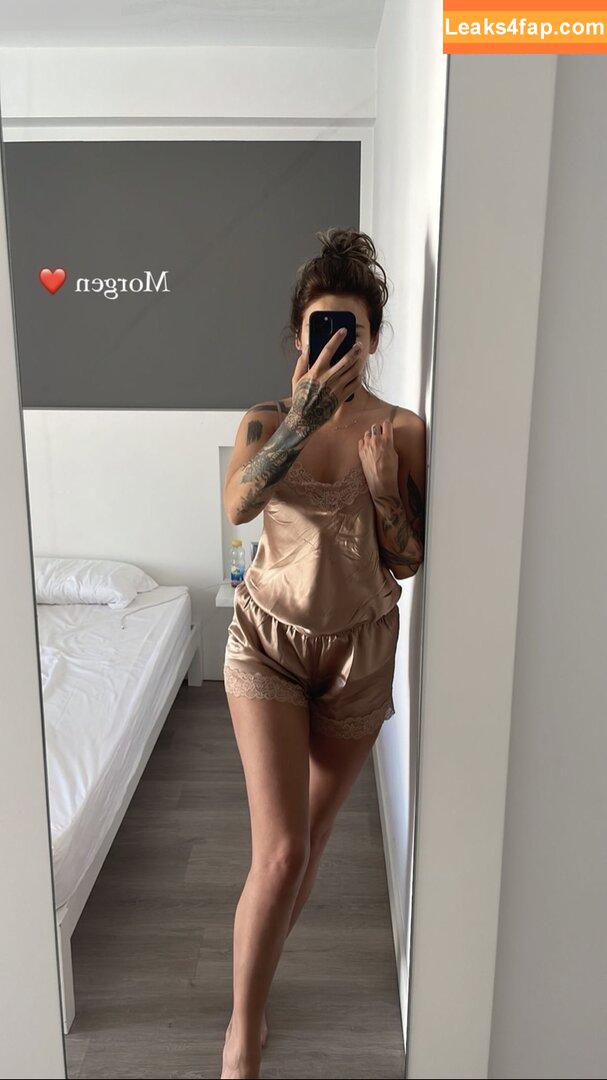 Liza Waschke /  leaked photo photo #0003