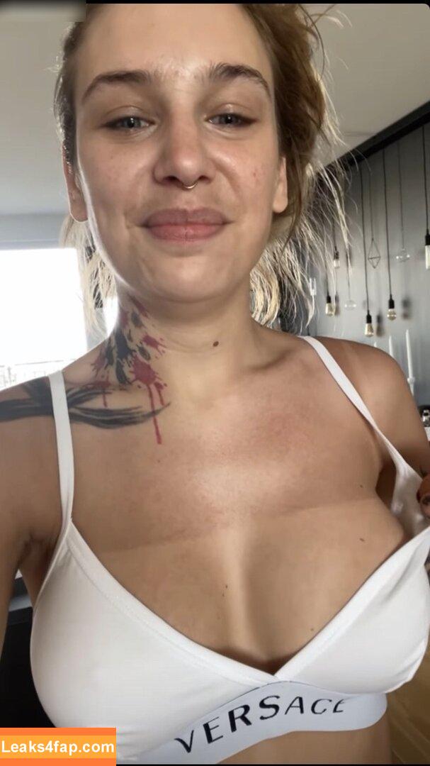Liza Waschke /  leaked photo photo #0004