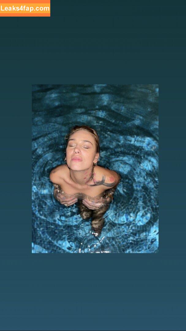 Liza Waschke /  leaked photo photo #0006