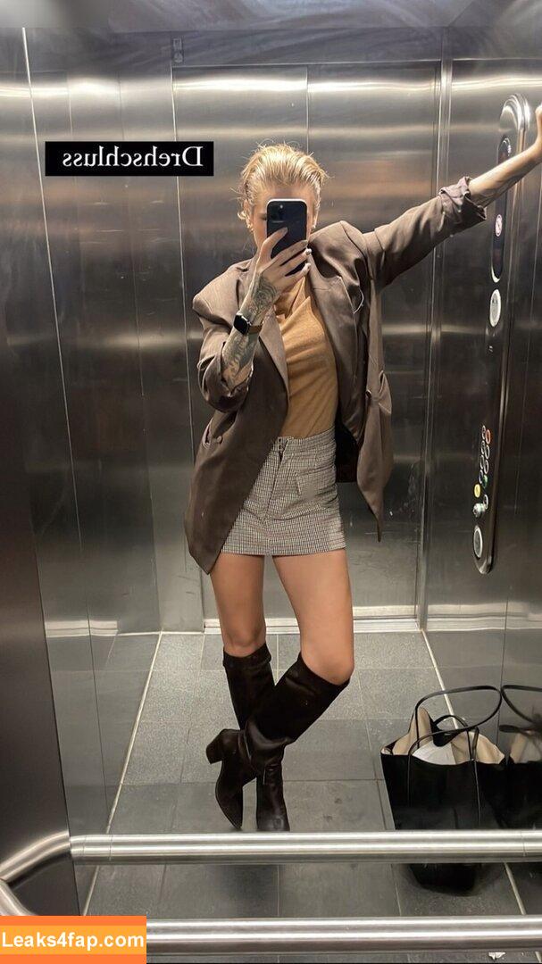 Liza Waschke /  leaked photo photo #0007