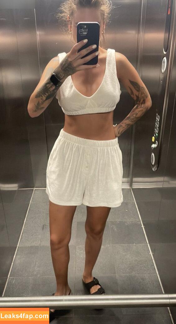 Liza Waschke /  leaked photo photo #0015