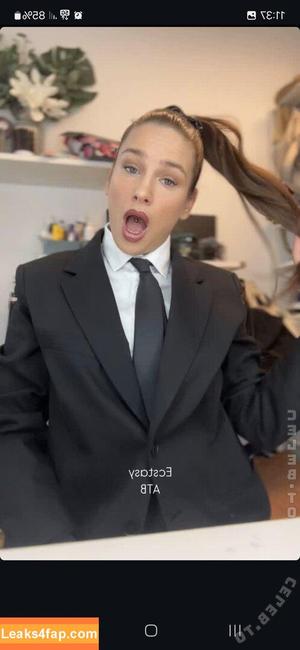 Liza Waschke photo #0276