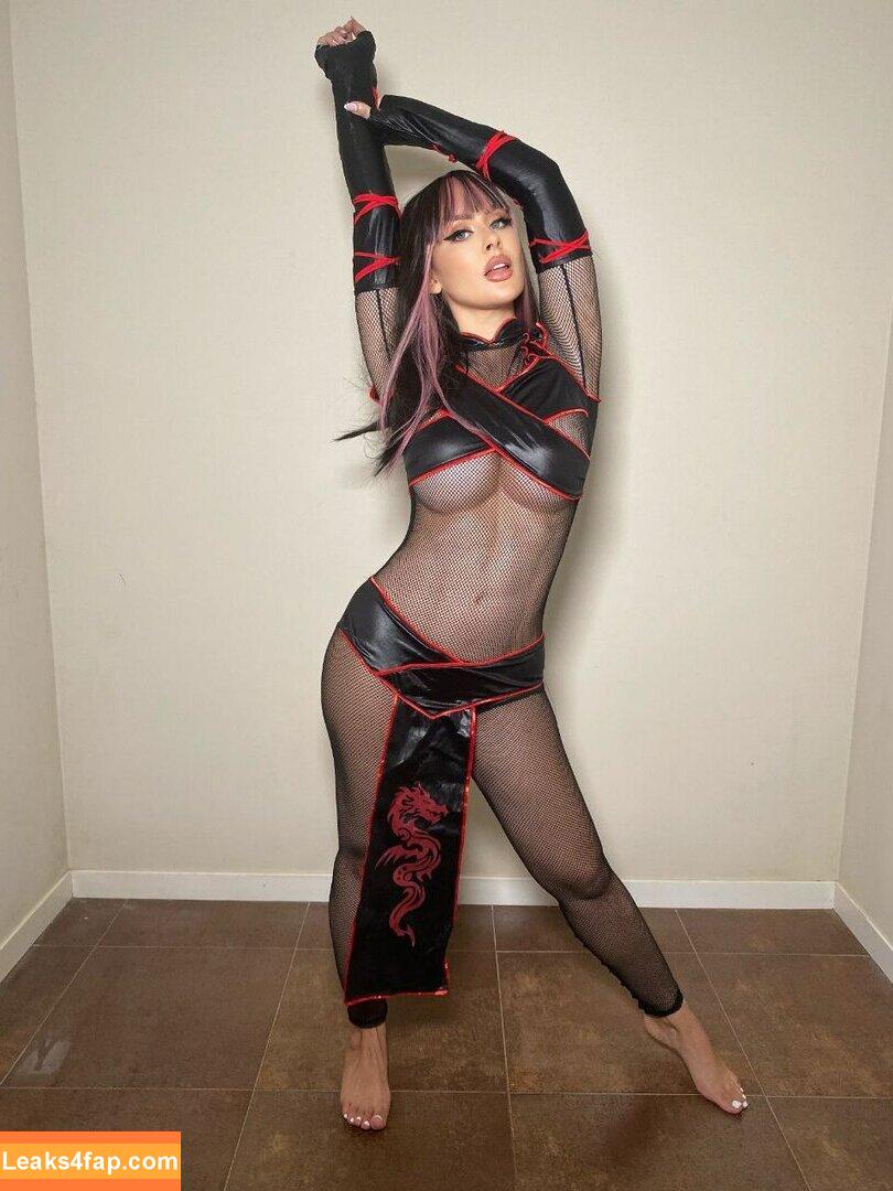 Lizy P / LizyP / lizy_p_makeup / nsfwlizzy слитое фото фото #0056