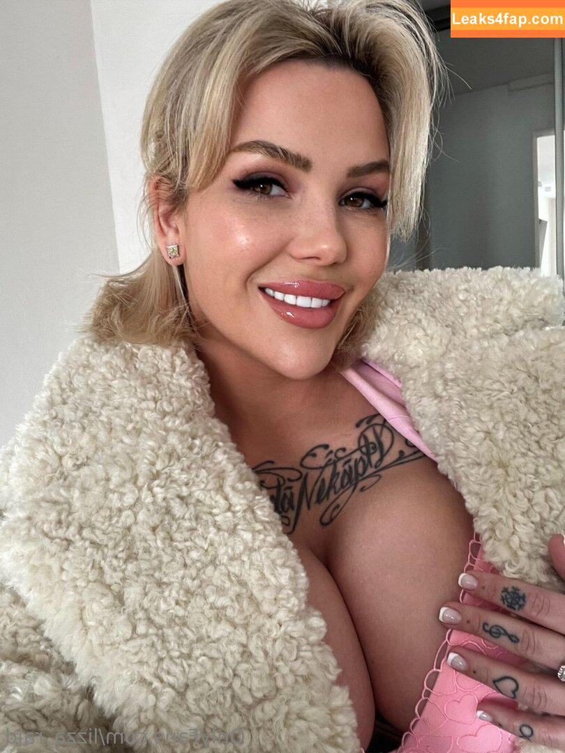 lizza_raid /  leaked photo photo #0022