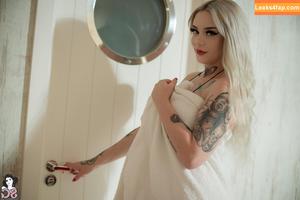 Lizzie Loveless photo #0020