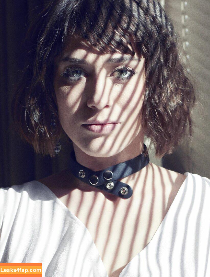 Lizzy Caplan / thelizzycaplan слитое фото фото #0080