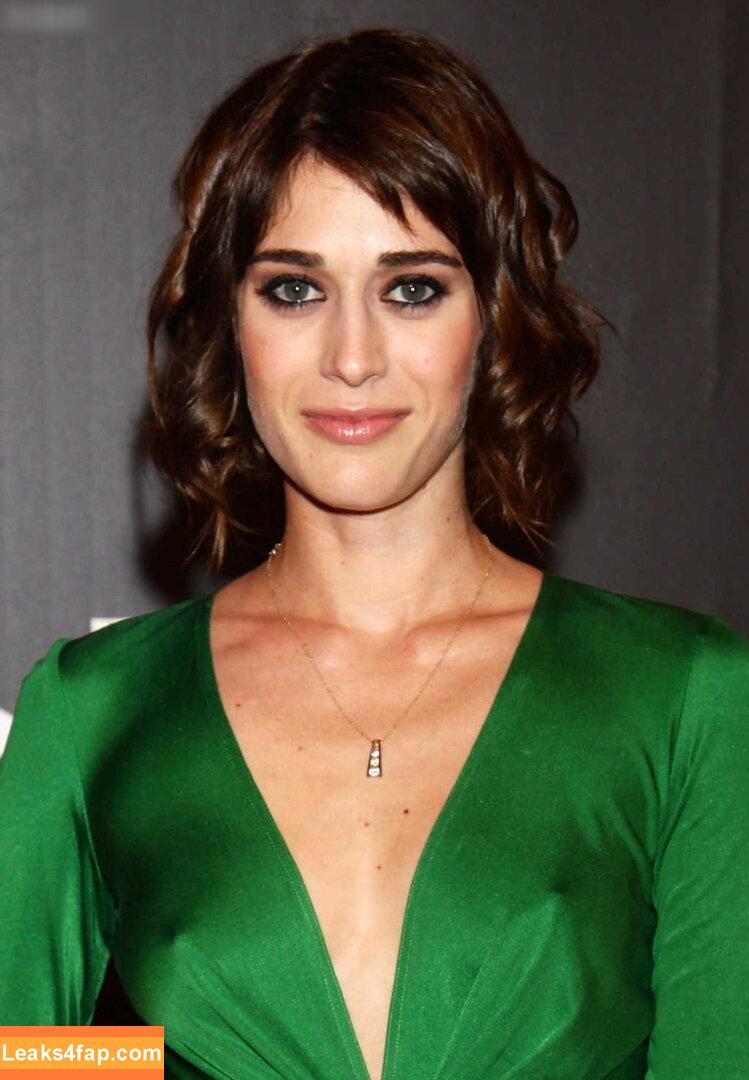 Lizzy Caplan / thelizzycaplan слитое фото фото #0145