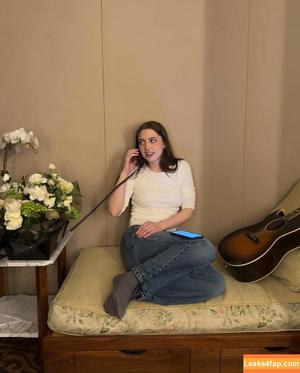 Lizzy McAlpine photo #0084