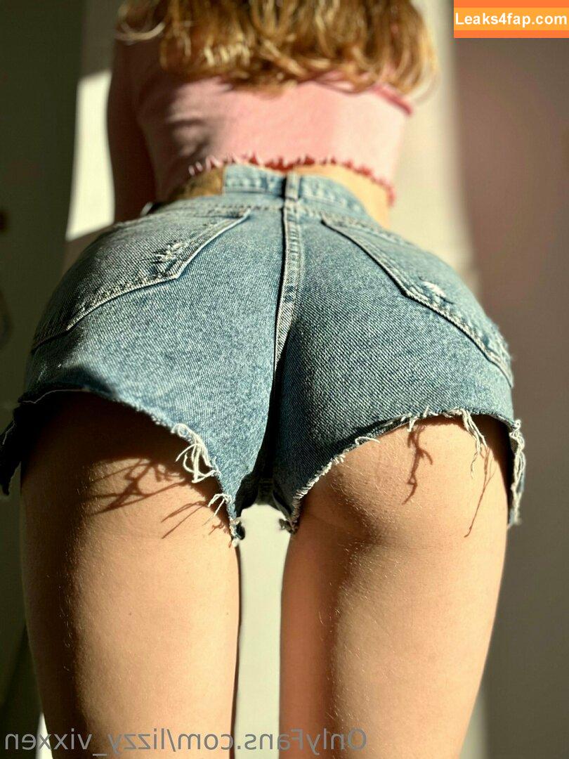 lizzy_vixxen / SpankThatGirl / lizzyvixx leaked photo photo #0014