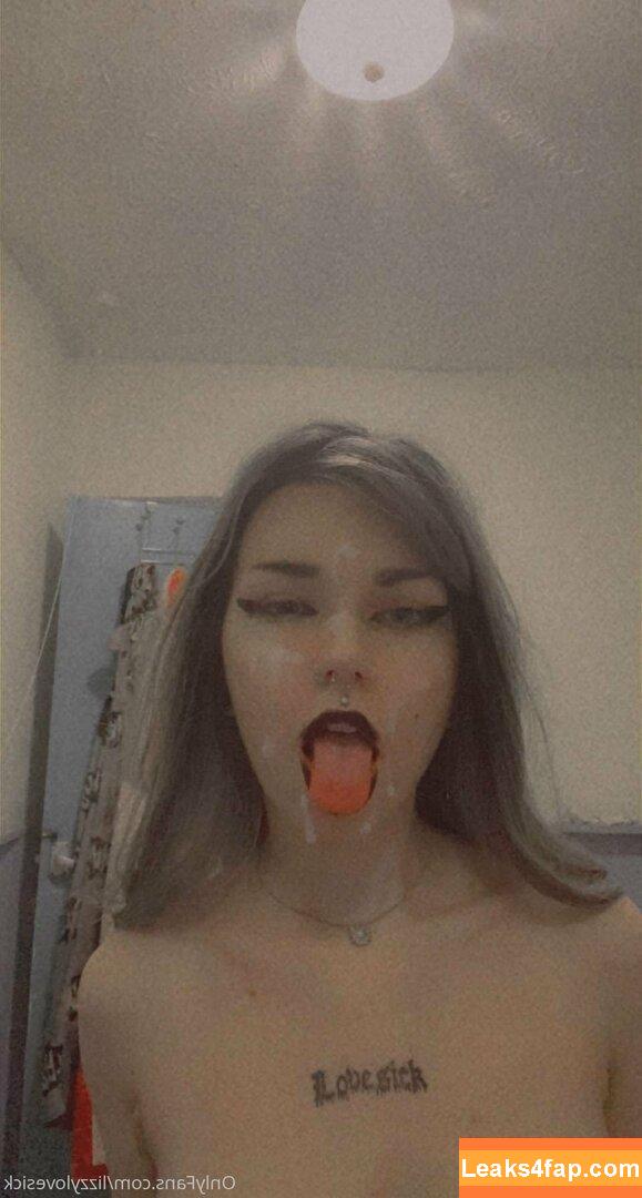 lizzylovesick /  leaked photo photo #0015