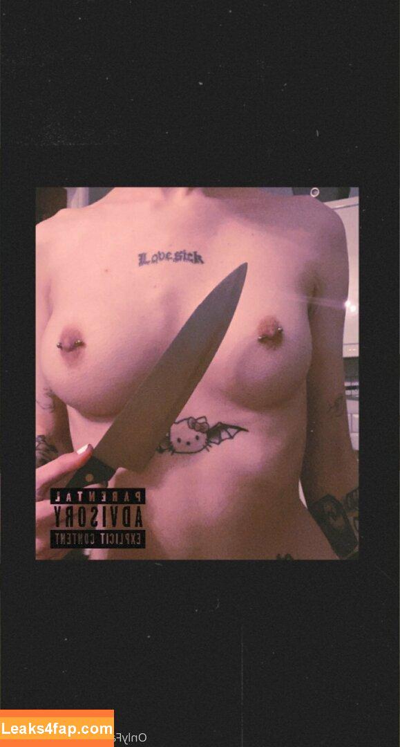 lizzylovesick /  leaked photo photo #0031