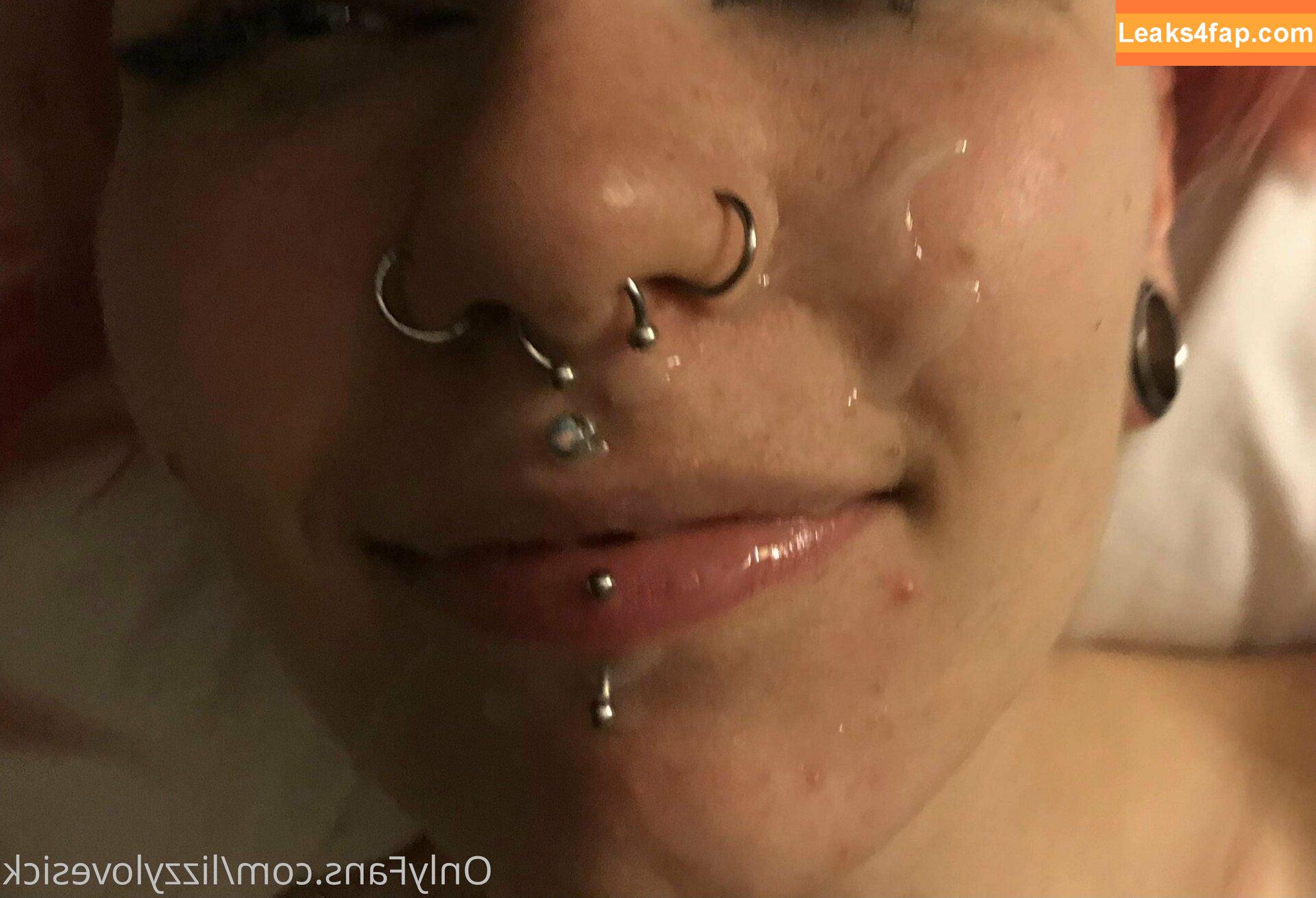 lizzylovesick /  leaked photo photo #0034