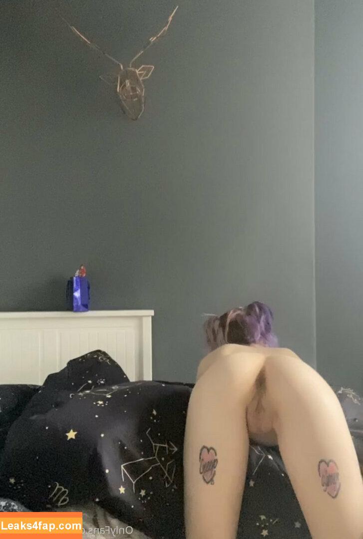 lizzylovesick /  leaked photo photo #0070