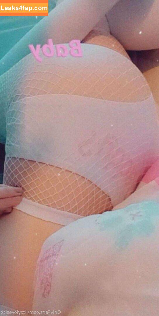 lizzylovesick /  leaked photo photo #0168