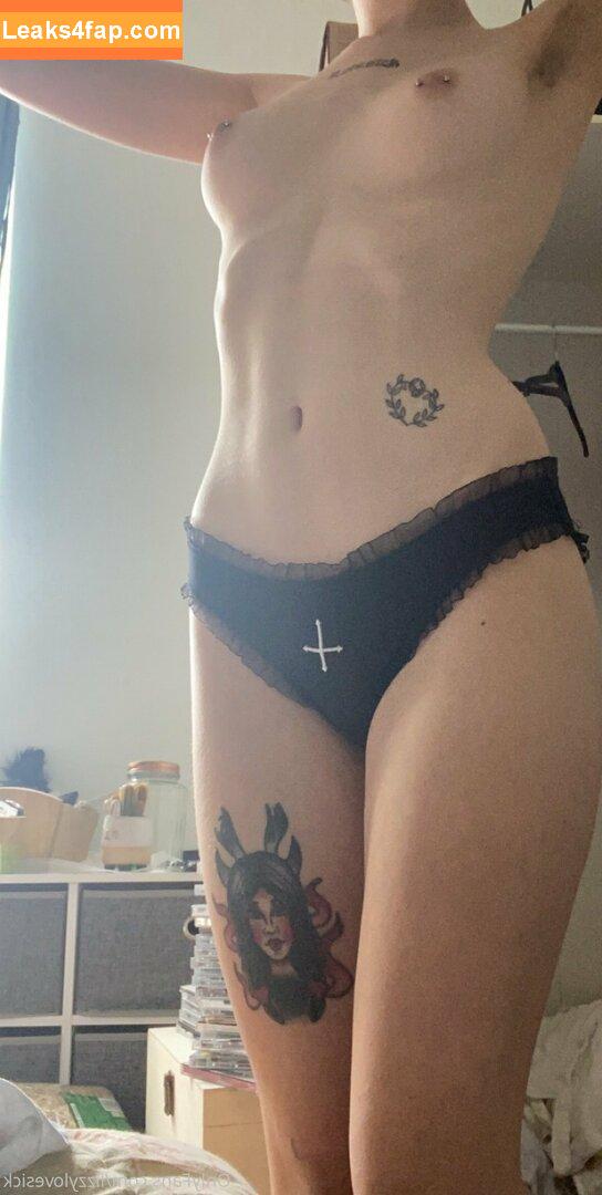 lizzylovesick /  leaked photo photo #0184