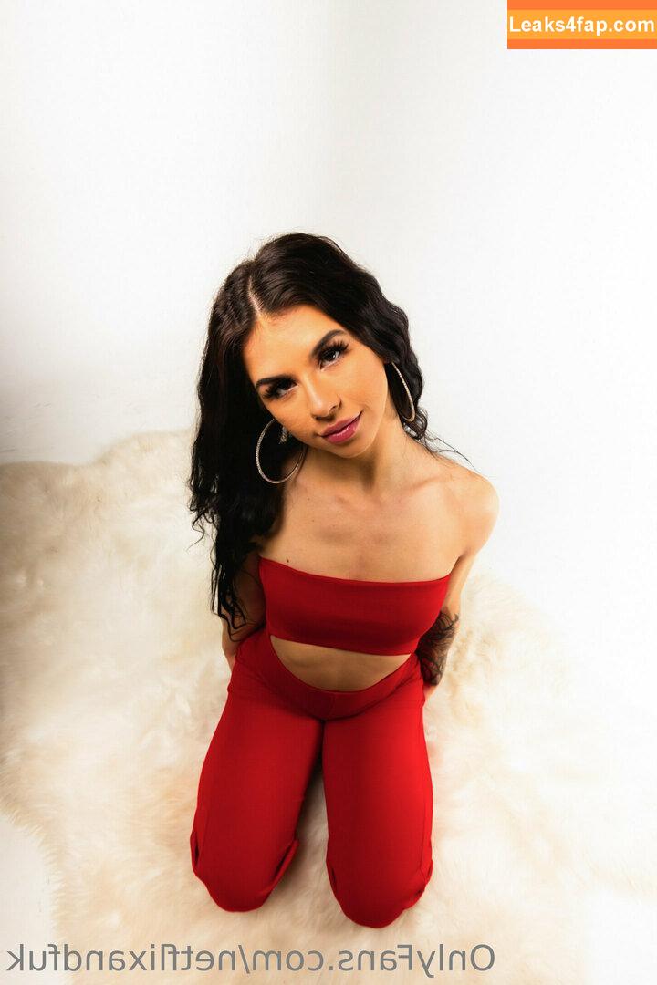lizzysnyder18 / elizabethsnyder leaked photo photo #0025