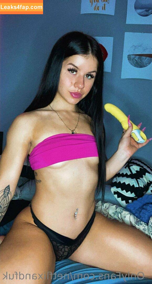 lizzysnyder18 / elizabethsnyder leaked photo photo #0103