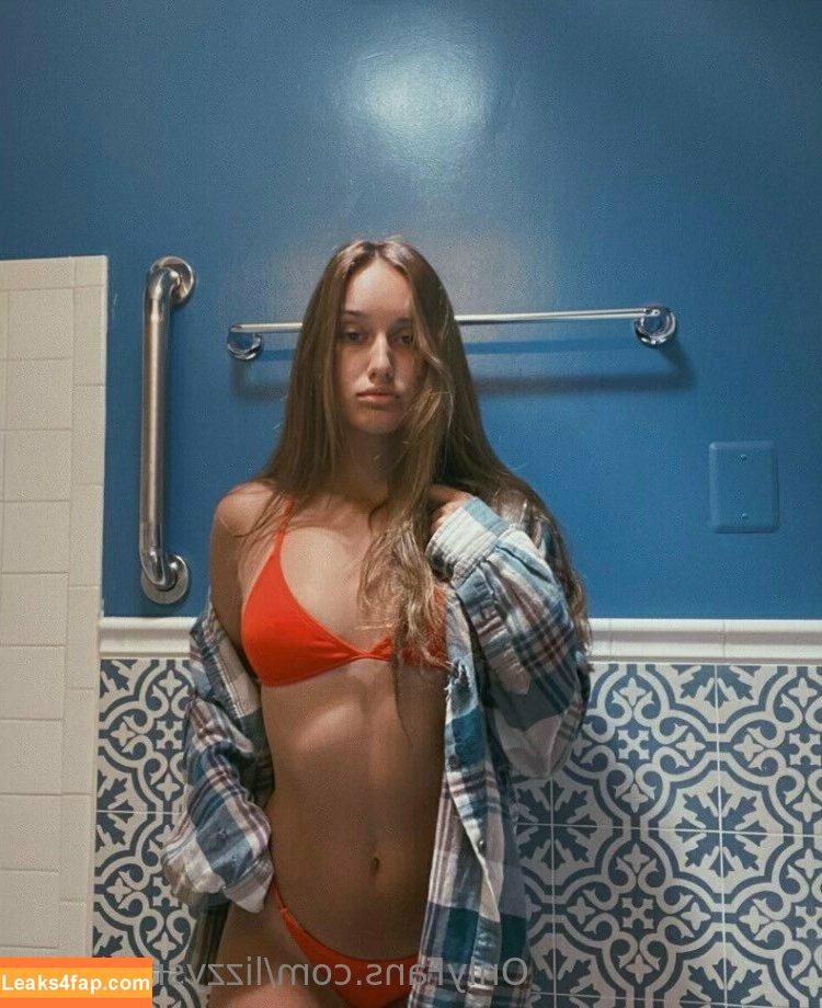 lizzysnyder18 / elizabethsnyder leaked photo photo #0147