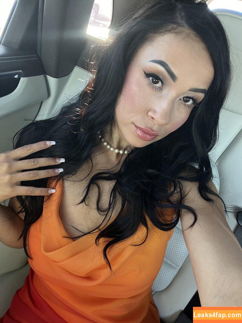 lizzywurst / luvlyzzy leaked photo photo #0922