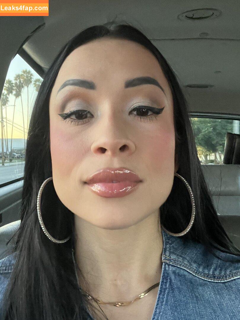 lizzywurst / luvlyzzy leaked photo photo #0950