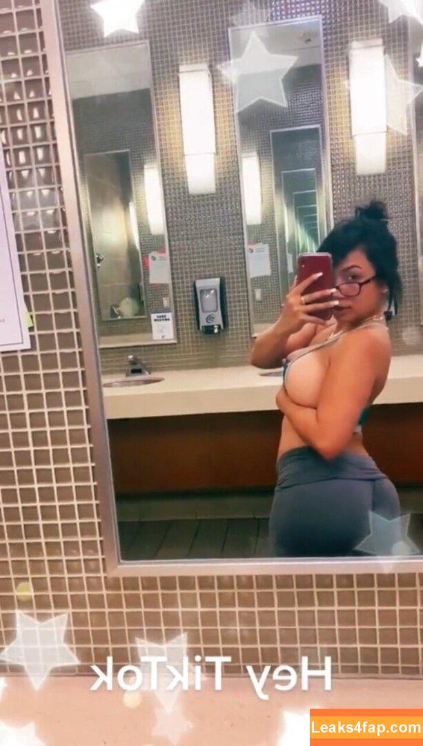 lizzywurst / luvlyzzy leaked photo photo #0971