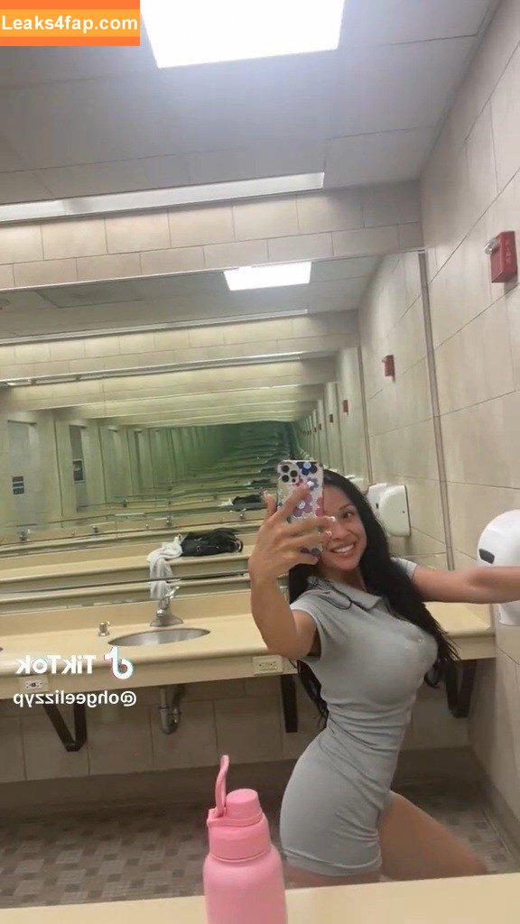 lizzywurst / luvlyzzy leaked photo photo #1023