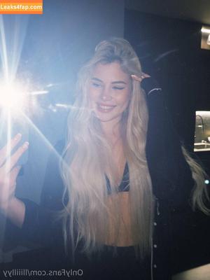 lliiillyy photo #0024