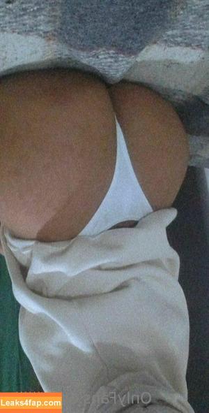 lliilly photo #0006