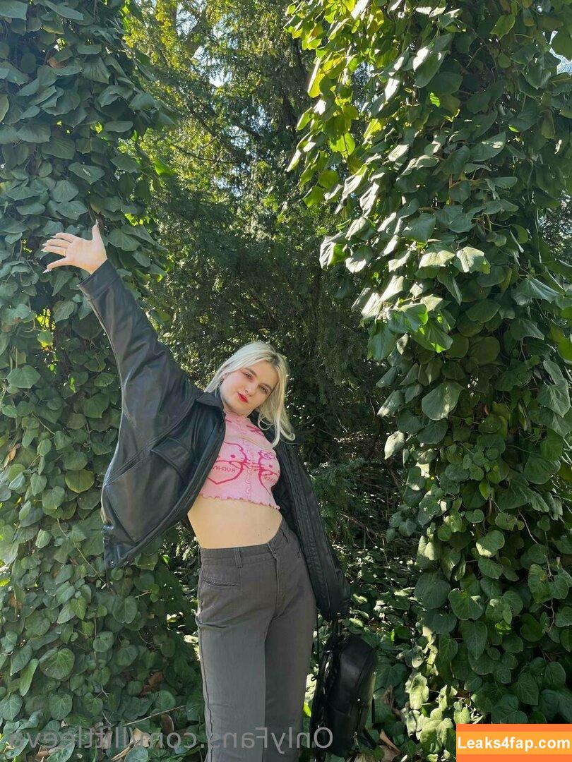 llittleeva / llittlez leaked photo photo #0075