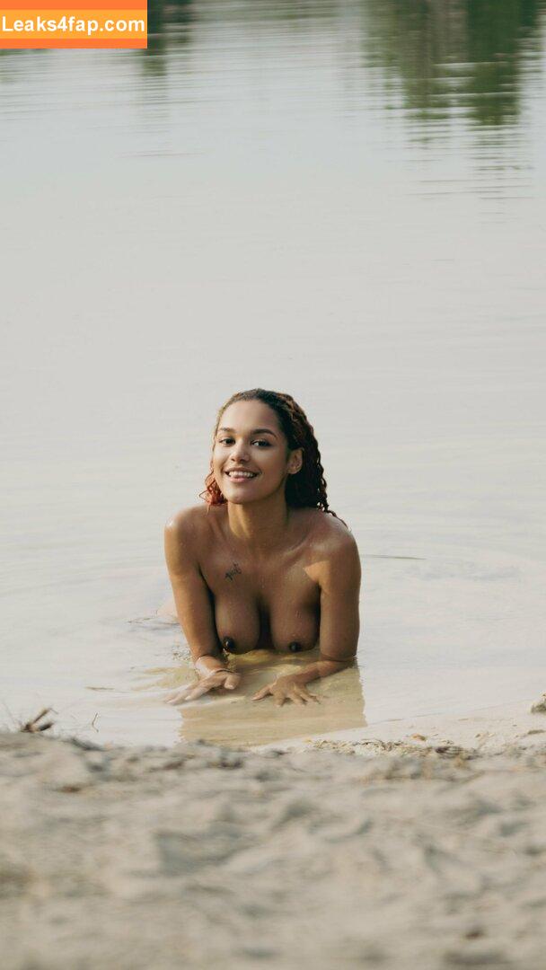 lliya.2u /  leaked photo photo #0013