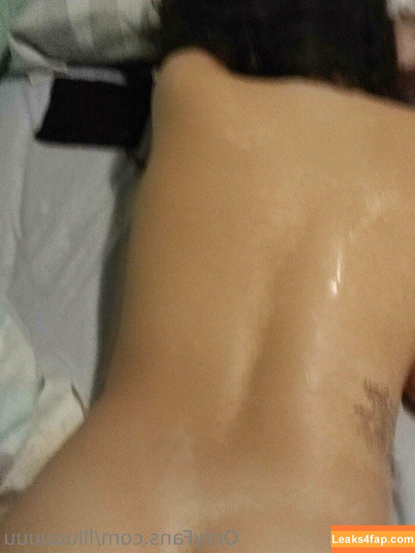 llluuuuuu / llllluu_ leaked photo photo #0003