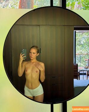 LNL's Social Media Influencer AI Fakes Mega photo #0392