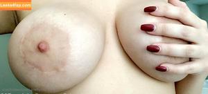LoadsofLayla photo #0247