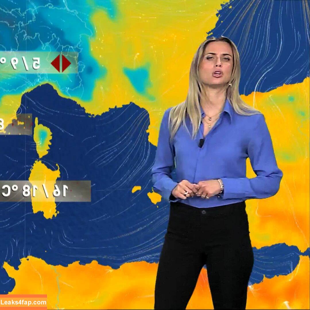 Local TV Presenters / Weather Girls / thelauraschweizer leaked photo photo #0424