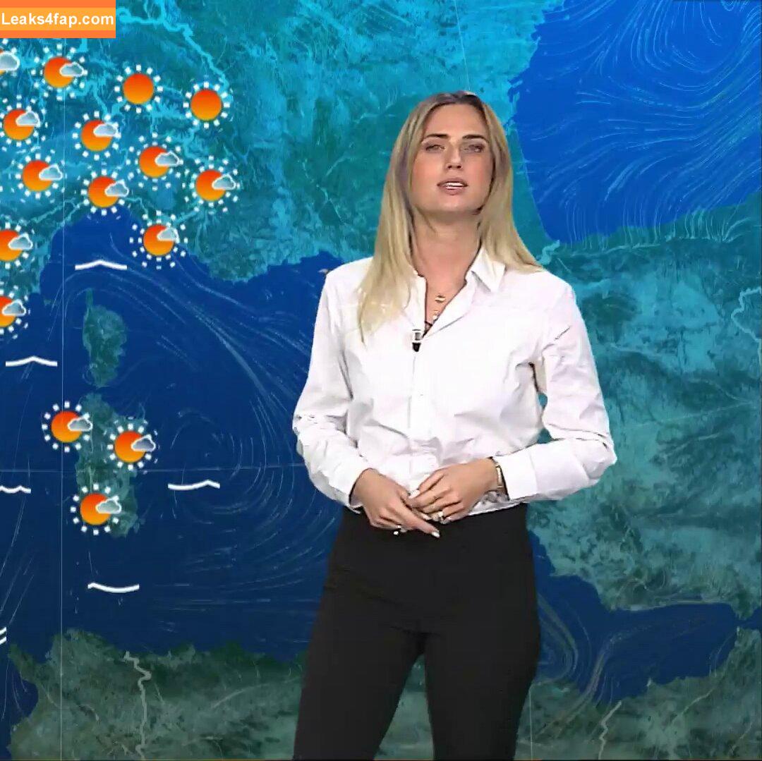 Local TV Presenters / Weather Girls / thelauraschweizer leaked photo photo #0425
