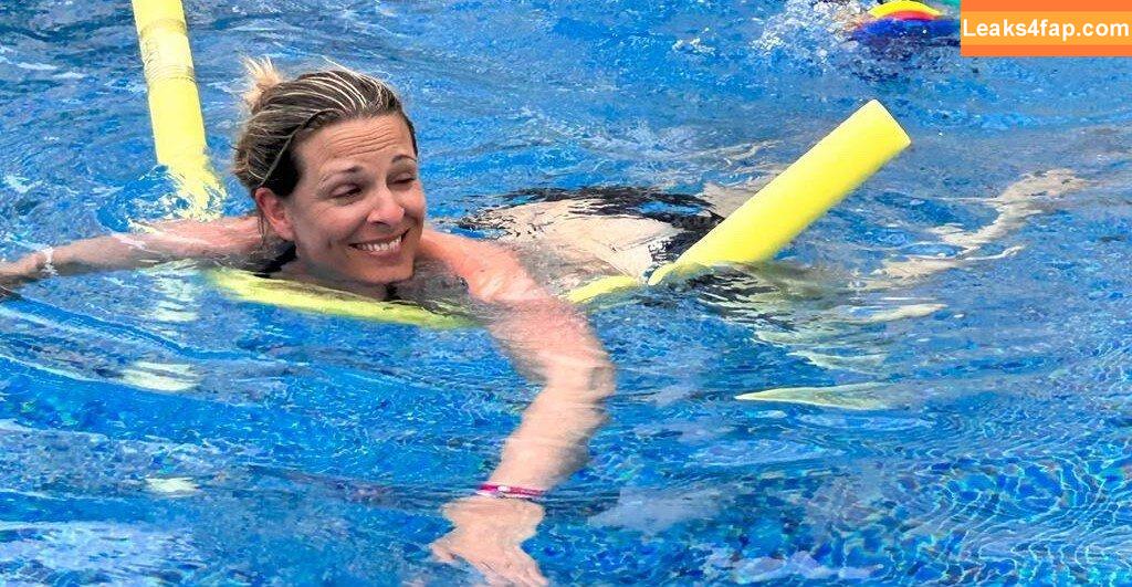 Local TV Presenters / Weather Girls / thelauraschweizer leaked photo photo #0461