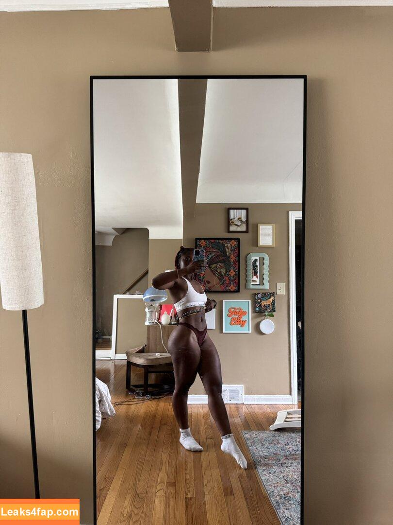 Locdbree / breebxby / briahnafit leaked photo photo #0021