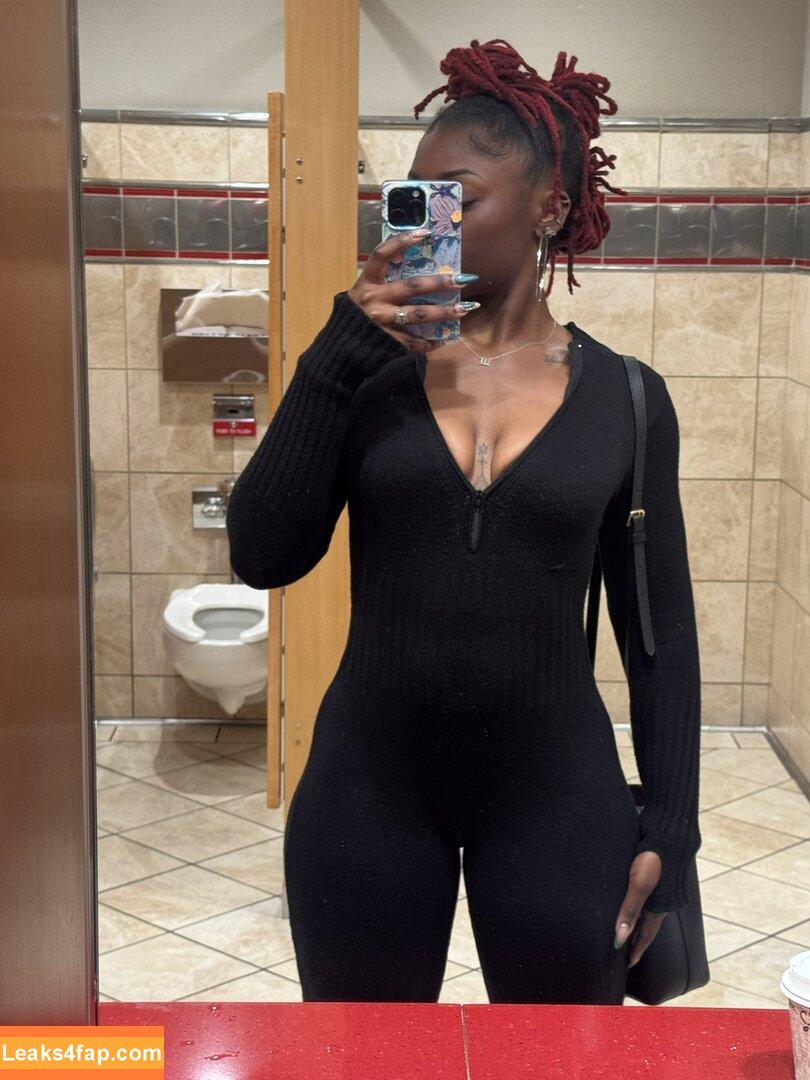 Locdbree / breebxby / briahnafit leaked photo photo #0026