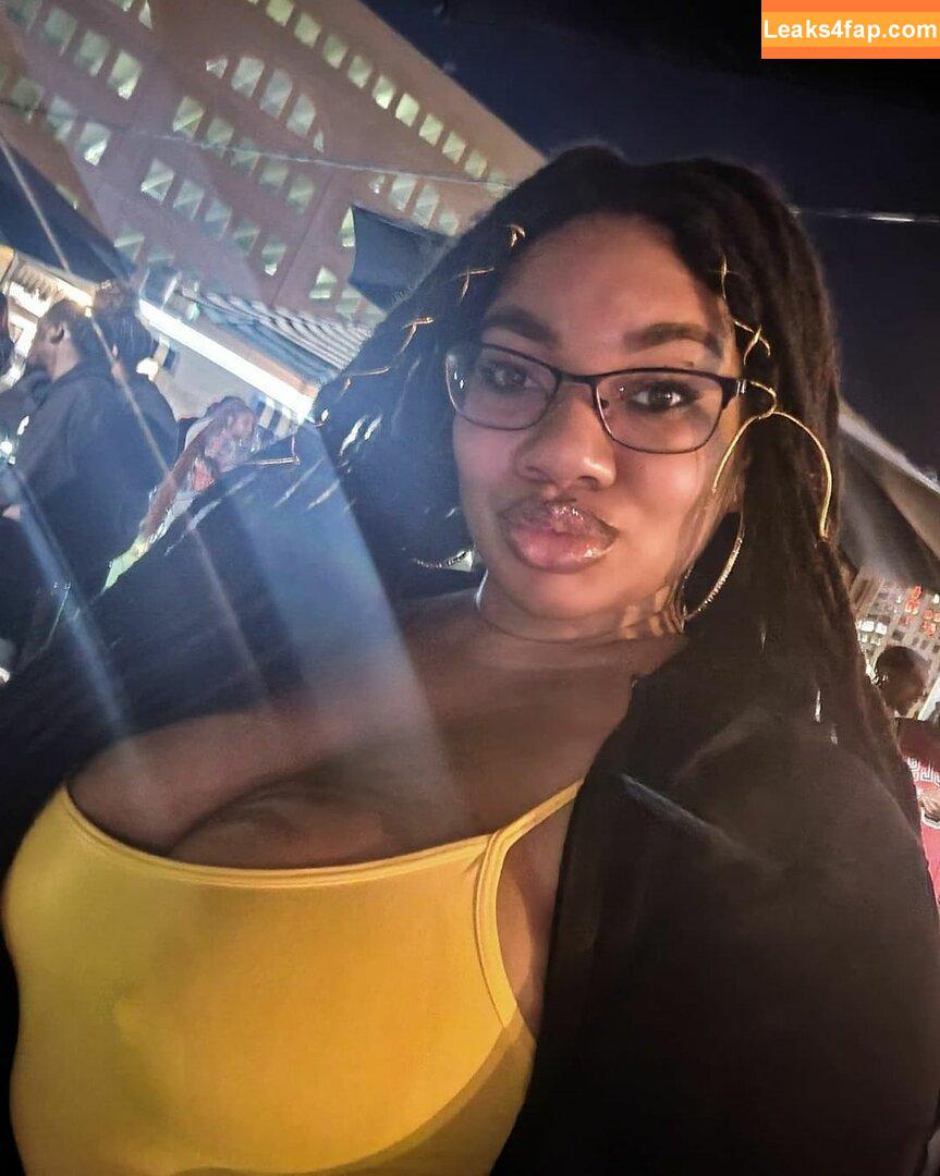 LockedHoneyPrincess / https: / u129269199 слитое фото фото #0022