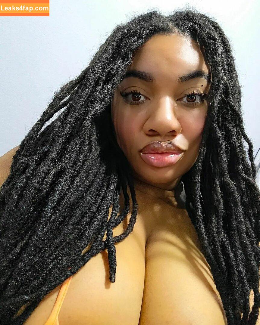 LockedHoneyPrincess / https: / u129269199 leaked photo photo #0028