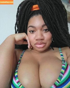 LockedHoneyPrincess photo #0023