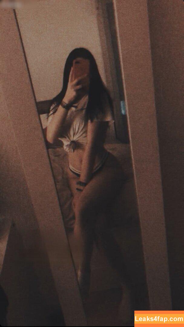 loco_jenny / loco_jennii leaked photo photo #0015