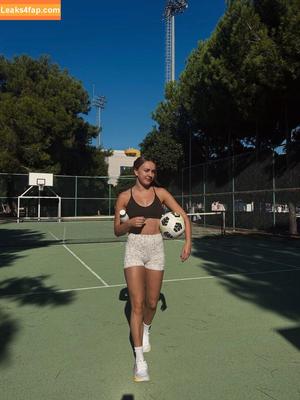 Lois Toulson photo #0043