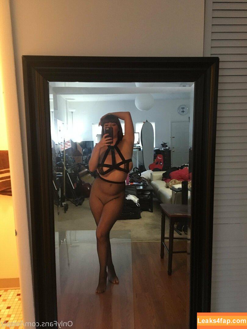 loisplz / lomeinnoodles19 leaked photo photo #0076