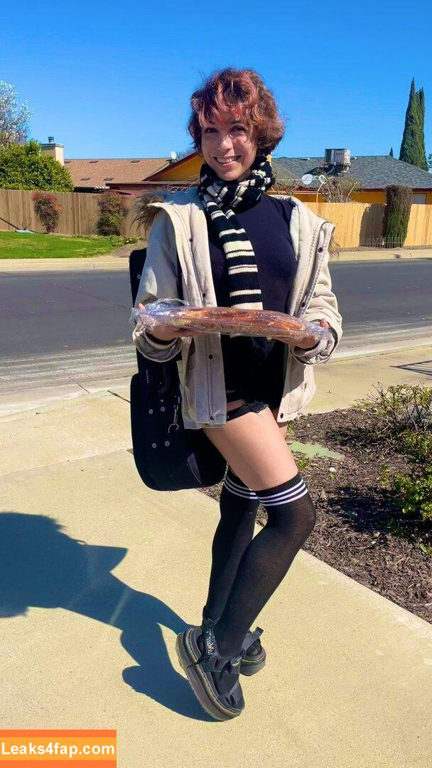 Lokeigh / https: leaked photo photo #0010