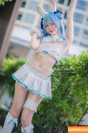 Lola Cosplayer photo #0004