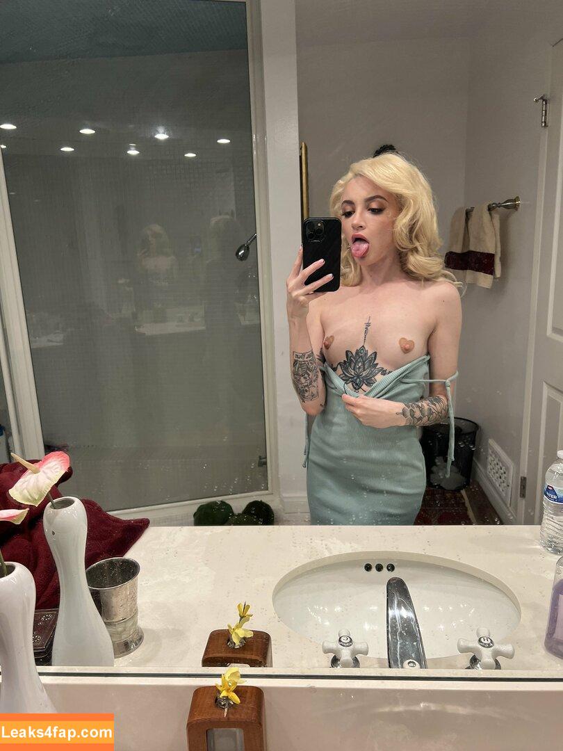 Lola Fae / dominalolafae / lolafae / lolafaexxx leaked photo photo #0048